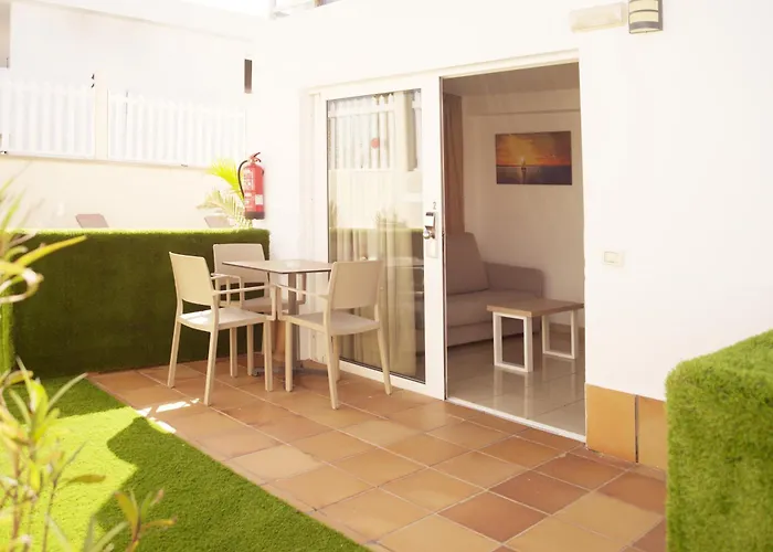 Apartamentos Cocoteros