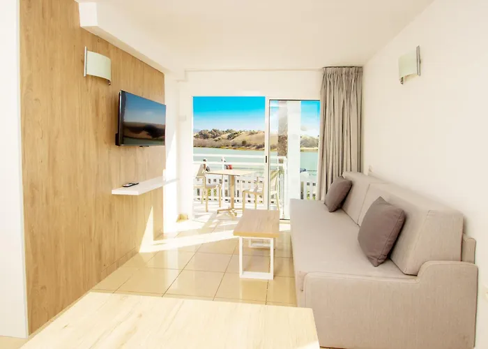 Apartamentos Cocoteros