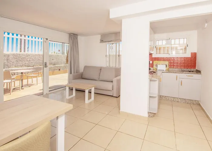 Apartamentos Cocoteros